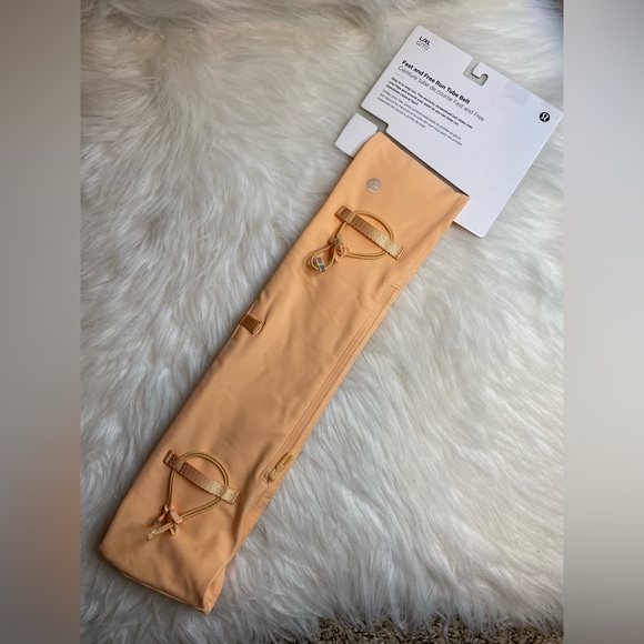Lululemon Fast Free Run Tube Belt Size L/XL SUMG Zipper Buckle New - Picture 1 of 4